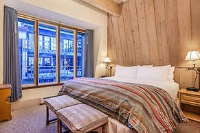 Chateau Chaumont & Dumont Condominiums by Frias