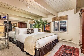 Chateau Chaumont & Dumont Condominiums by Frias