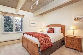 Chateau Chaumont & Dumont Condominiums by Frias