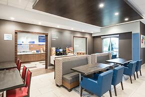 Holiday Inn Express & Suites Milton by IHG