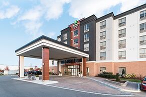 Holiday Inn Express & Suites Milton by IHG