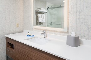 Holiday Inn Express & Suites Milton by IHG