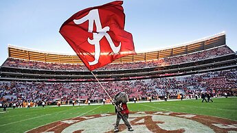 Holiday Inn Express & Suites Tuscaloosa-University by IHG