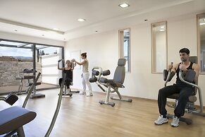 Ramada Plaza by Wyndham Thraki