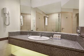 Ramada Plaza by Wyndham Thraki