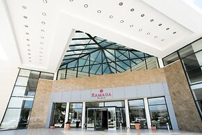 Ramada Plaza by Wyndham Thraki