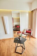 Ramada Plaza by Wyndham Thraki