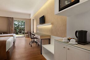 Ramada Plaza by Wyndham Thraki