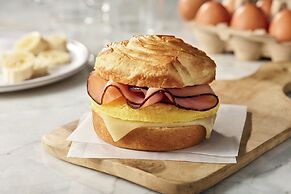 Residence Inn by Marriott Louisville Downtown