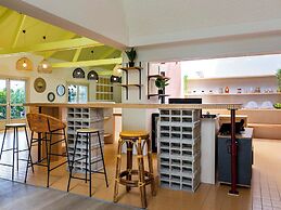 greet Hotel Villeneuve La Garenne