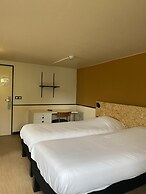 greet Hotel Villeneuve La Garenne