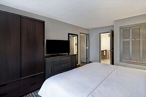 Homewood Suites by Hilton Edgewater