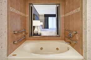 Homewood Suites by Hilton Edgewater