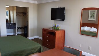 Regency Inn And Suites