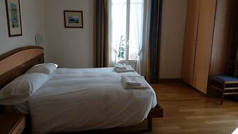 Hotel Lario