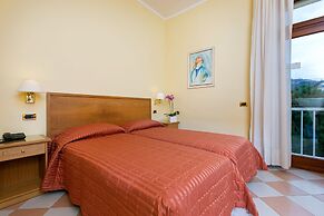 Grand Hotel Moon Valley