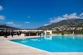 Grand Hotel Moon Valley