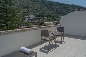 Grand Hotel Moon Valley