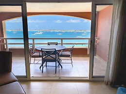 Simpson Bay Resort, Marina & Spa