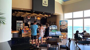 Simpson Bay Resort, Marina & Spa