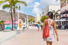 Simpson Bay Resort, Marina & Spa