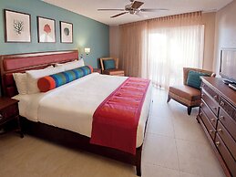 Simpson Bay Resort, Marina & Spa