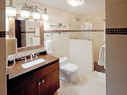 Simpson Bay Resort, Marina & Spa