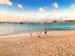 Simpson Bay Resort, Marina & Spa