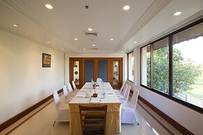 The Imperial River House Resort