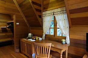 The Imperial River House Resort