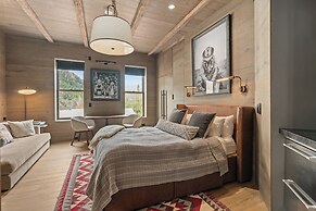 Independence Square Lodge by Frias