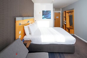 Holiday Inn Express Stevenage by IHG