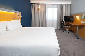 Holiday Inn Express Stevenage by IHG