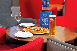 Holiday Inn Express Stevenage by IHG