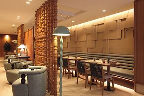 Housez Suites and Apartments - Special Class