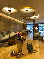 Housez Suites and Apartments - Special Class