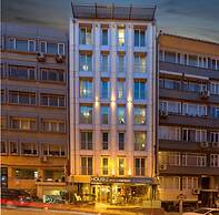 Housez Suites and Apartments - Special Class