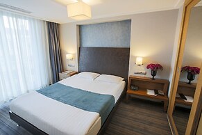 Housez Suites and Apartments - Special Class