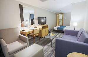 Housez Suites and Apartments - Special Class