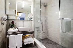 Housez Suites and Apartments - Special Class