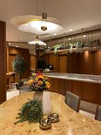 Housez Suites and Apartments - Special Class