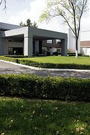 Courtyard by Marriott Toluca Airport