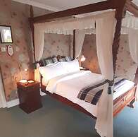 Lifton Hall