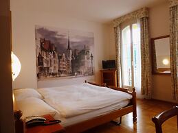 Central Continental Hotel