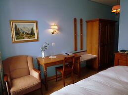 Central Continental Hotel