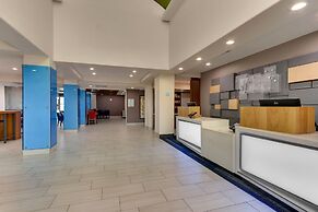 Holiday Inn Express & Suites Lake Worth by IHG