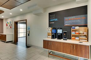 Holiday Inn Express & Suites Lake Worth by IHG