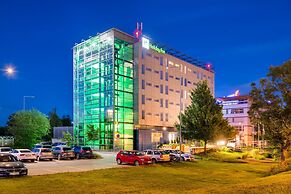 Holiday Inn Prague Airport by IHG