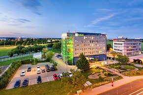 Holiday Inn Prague Airport by IHG