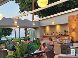 Caravel Apartment Hotel